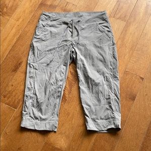 Columbia capris